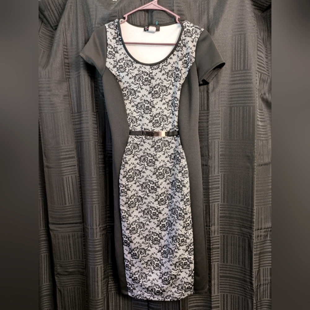 Annabelle Black and Gray Lace Midi Dress